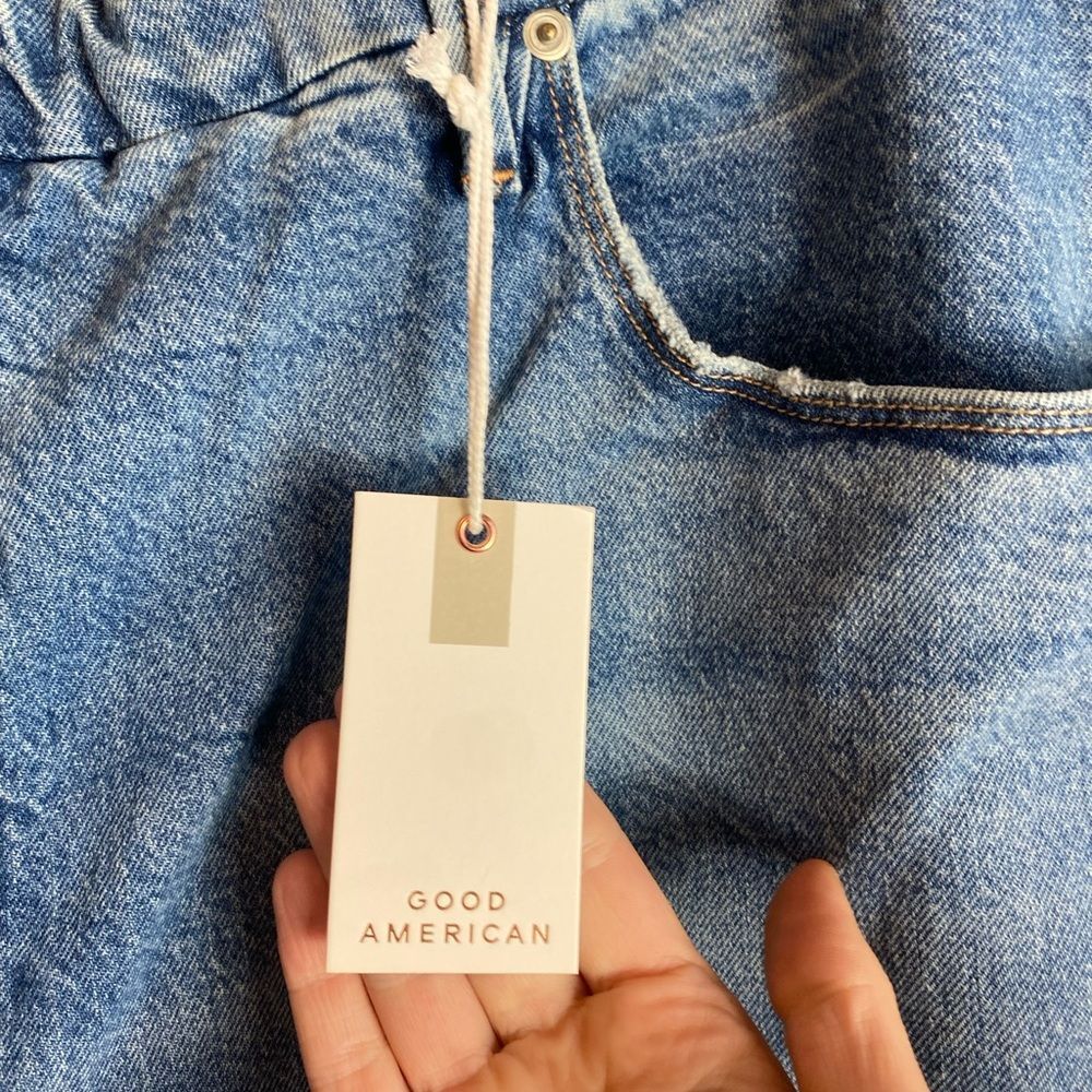 Good American Light Blue Distressed Ankle Jeans - Picture 8 of 13